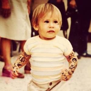 Meet your Posher, Sebastian